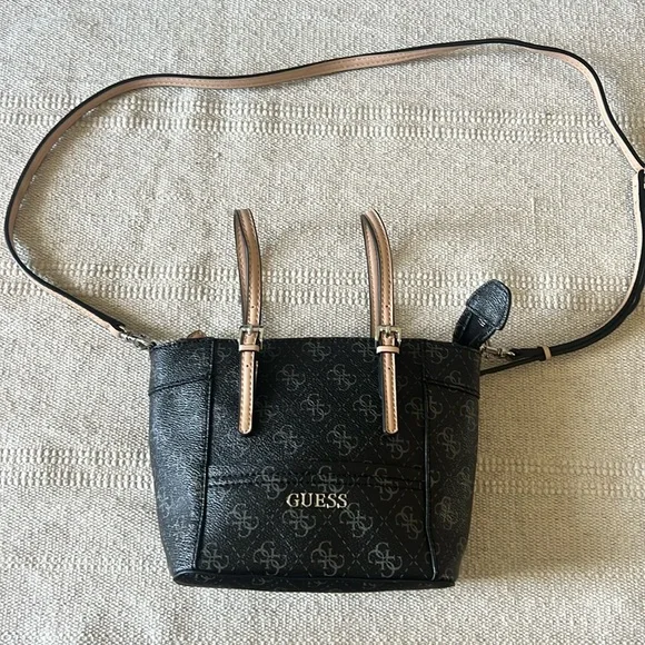 GUESS Delaney Logo Mini Tote - Picture 3 of 16